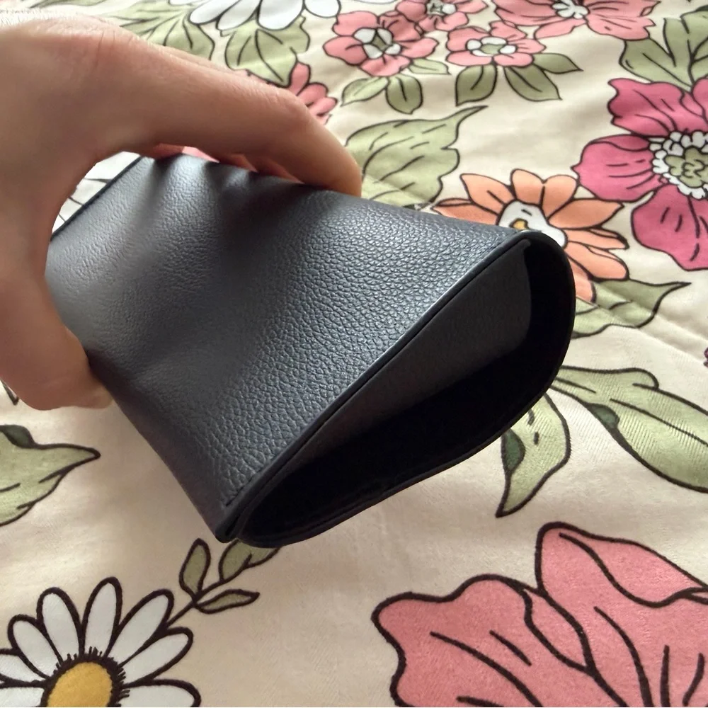 Balenciaga Black Leather box sunglasses - Picture 3 of 4